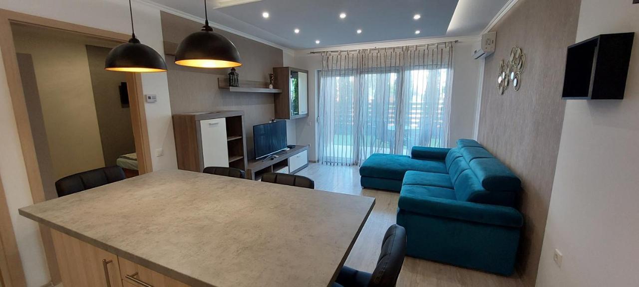 Laguna Beach Apartmanok Siófok Exterior foto